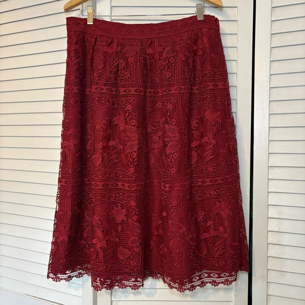 Talbots Women’s Floral Lace Fit & Flare Midi Skirt 12P Burgundy New Petite